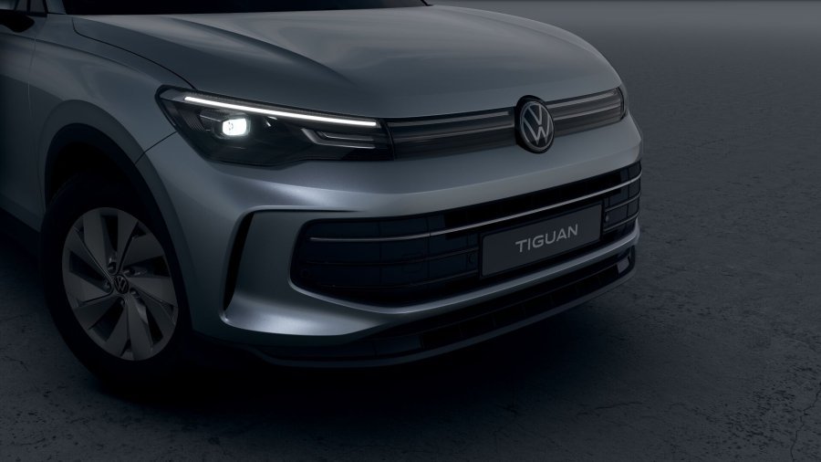 Volkswagen Tiguan, Tiguan People 1,5 eTSI 96 kW mHEV, barva stříbrná