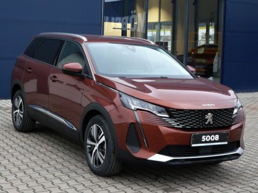 Peugeot 5008 - ALLURE PACK 1,2PureTech 130k MAN6 + VÝHŘEV