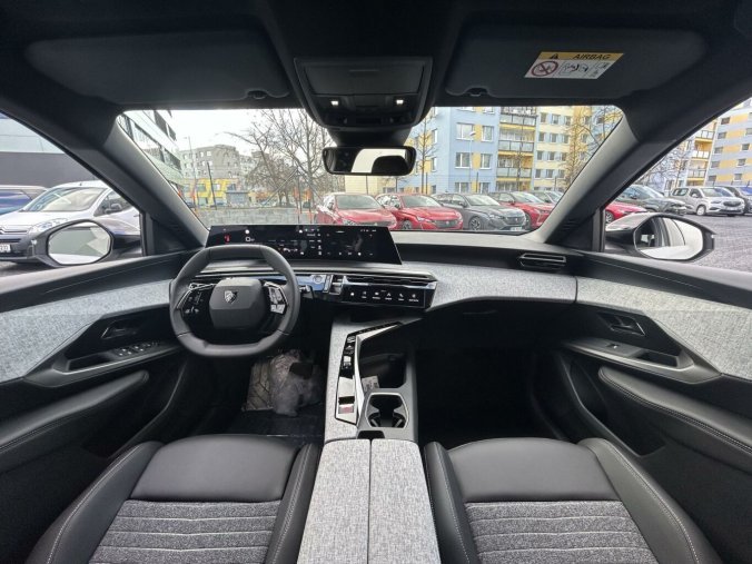 Peugeot 5008, Peugeot 5008 ALLURE Hybrid 145k e-DCS6, barva bílá