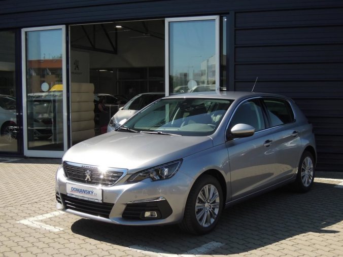 Peugeot 308, GT Line 1.2 PureTech 130 MAN6, barva šedá