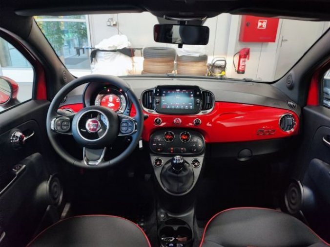 Fiat 500, RED 1.0 BSG HYBRID 70k, barva červená