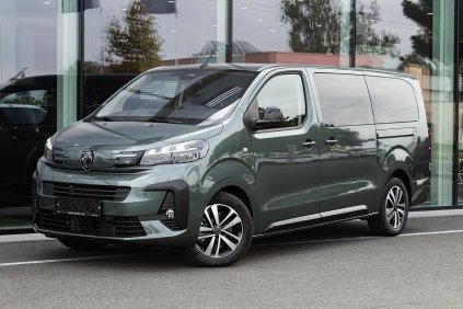 Peugeot Traveller - Peugeot Traveller 2,2 Allure BlueHDi Long 180 S&