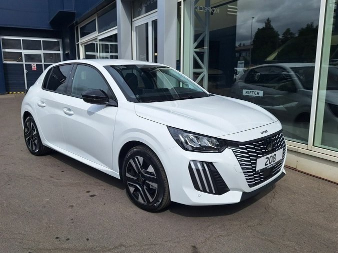 Peugeot 208, Peugeot 208 ALLURE 1.2 PT 100k MAN6, barva bílá