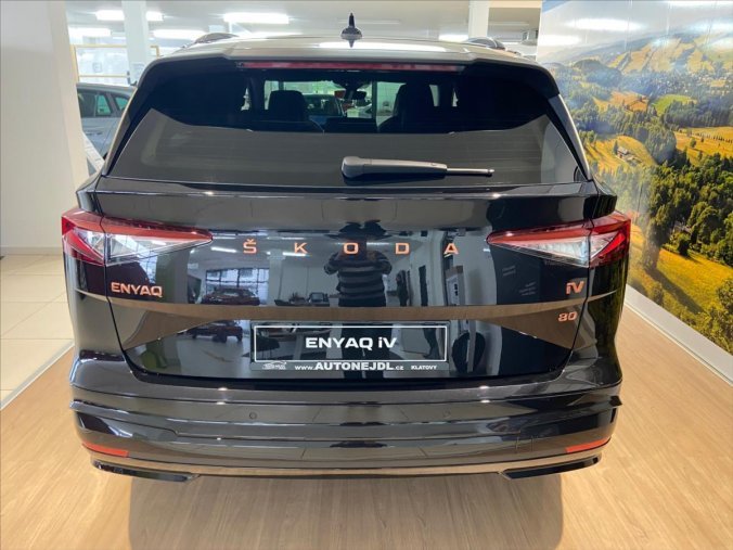 Škoda Enyaq iV, 1,0 iV 150 kW Founders Edition, barva černá