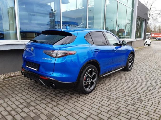 Alfa Romeo Stelvio, Veloce 4x4 2,0 280PS model23, barva modrá