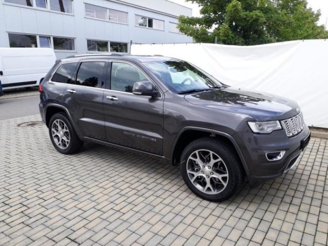 Jeep Grand Cherokee, 3,0 CRD Overland 250k 4x4 AT, barva šedá