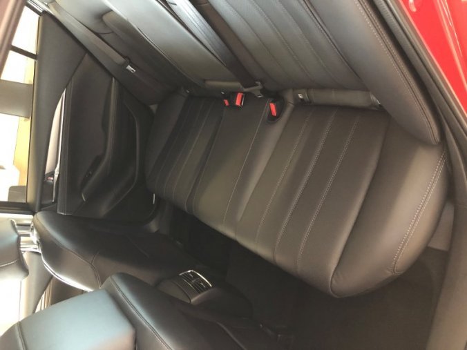 Mazda 6, 2.5i 194k, barva červená