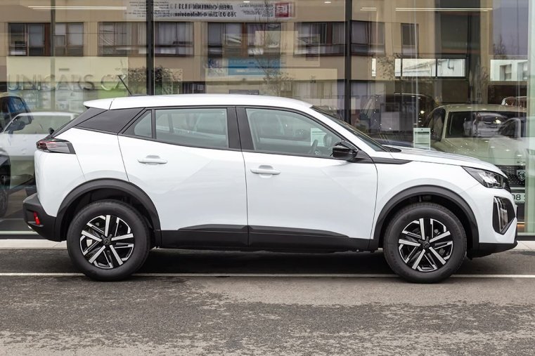 Peugeot 2008, Peugeot 2008 STYLE Elektromotor 100/136, barva bílá