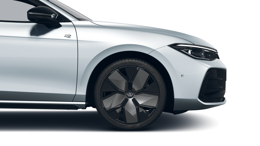 Volkswagen Passat, Passat R-Line 2,0 TSI 150 kW, barva stříbrná