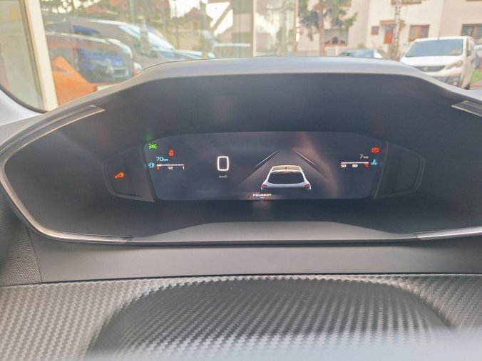 Peugeot 208, Peugeot 208 ALLURE 1.2 PT 100k MAN6, barva bílá