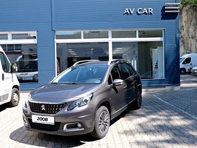 Peugeot 2008, ACTIVE 1.2 PureTech 110 S&amp;, barva šedá