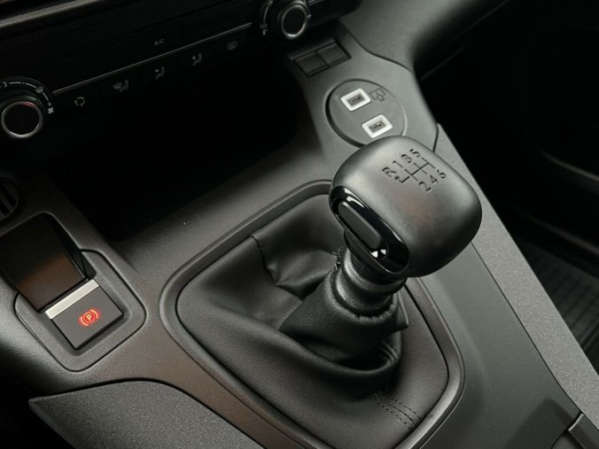 Peugeot Rifter, Peugeot Rifter ALLURE 1,5 BlueHDi S&S MAN6, barva modrá