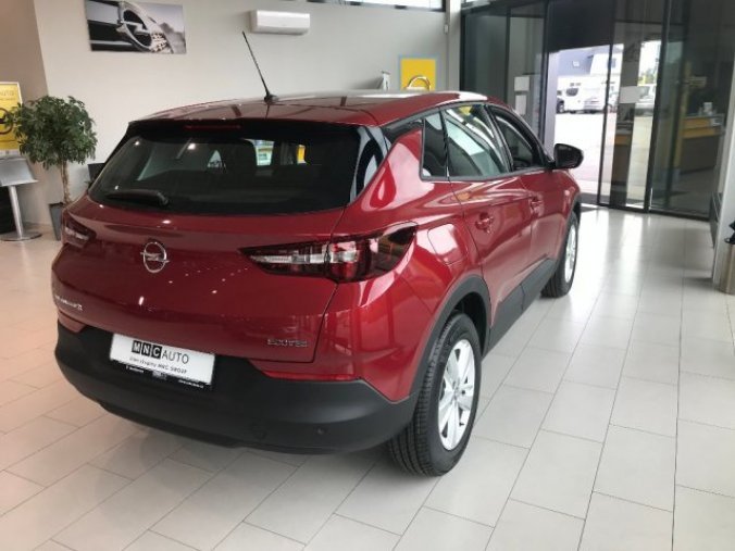 Opel Grandland X, SMILE 1.2T 96kW MT6, barva červená