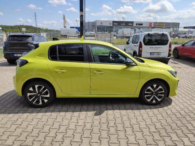 Peugeot 208, Peugeot 208 1.2 100K MAN6 BUSINESS NAVI, barva žlutá