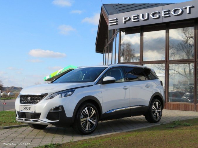 Peugeot 5008, ALLURE 1.2PureTech 130 M6 7.Mí, barva bílá