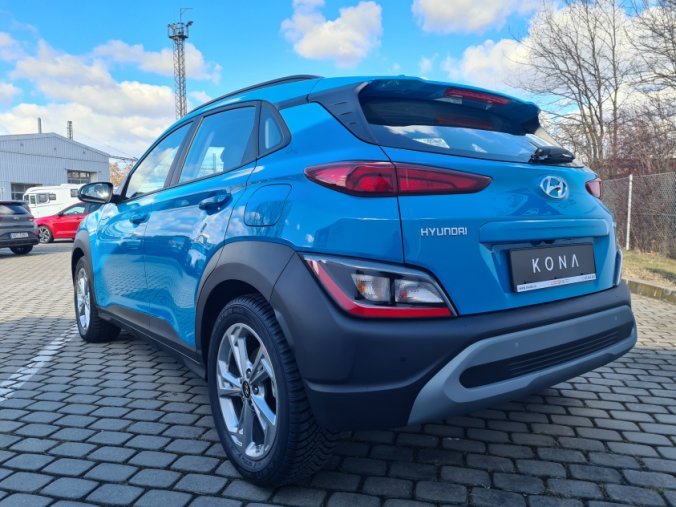 Hyundai Kona, 1,0 T-GDI 88 kW MT PE, barva modrá