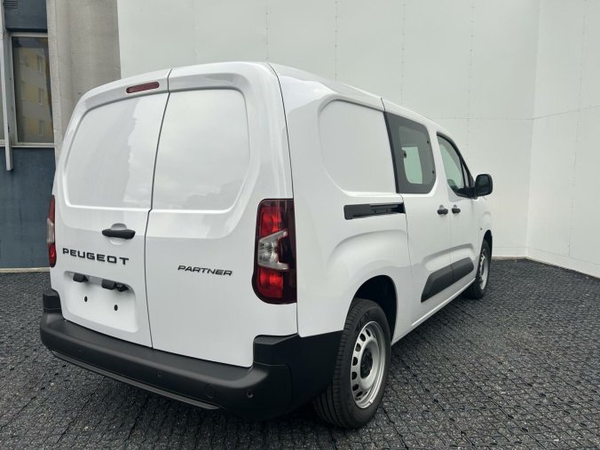 Peugeot Partner, Peugeot Partner Polocombi L2 1000 1.5 HDi 100k, barva bílá