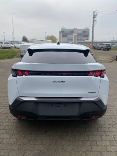 Peugeot 3008, Peugeot 3008 ALLURE Hybrid 145 e-DCS6 - 3404, barva bílá