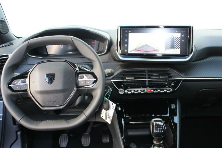 Peugeot 2008, Peugeot 2008 ALLURE Hybrid 145 e-DCS6, barva šedá
