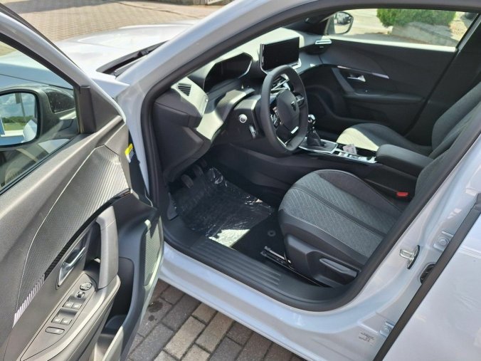 Peugeot 2008, Peugeot 2008 ALLURE PureTech 100 MAN6, barva bílá
