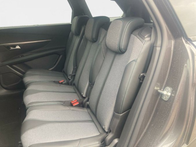 Peugeot 5008, Peugeot 5008 ALLURE PACK BlueHDi 130  EAT8, barva šedá