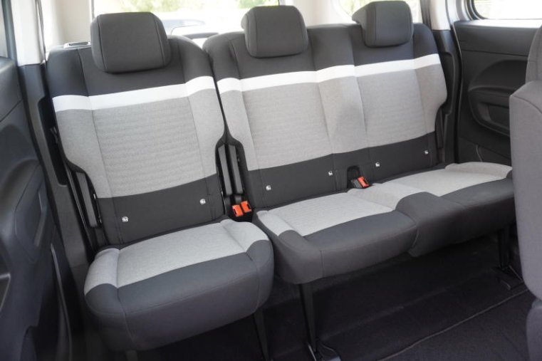 Citroën Berlingo, XL Plus 1,5BHDi 130 MAN6, barva šedá