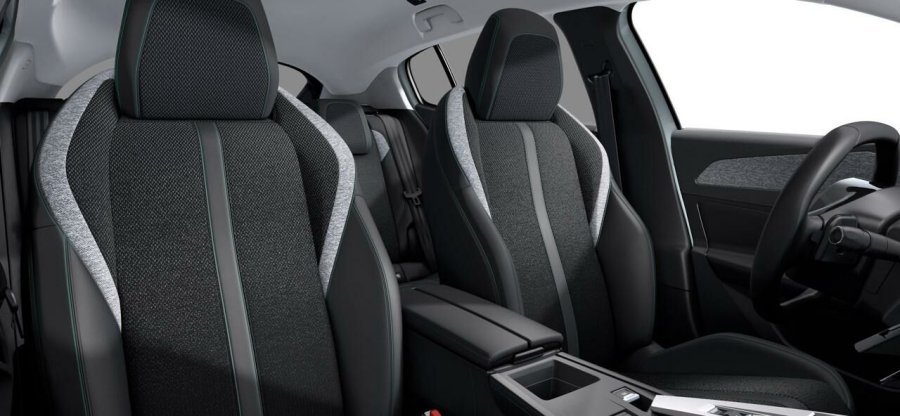 Peugeot 408, Peugeot 408 ALLURE HYBRID 136 e-DCS6, barva bílá