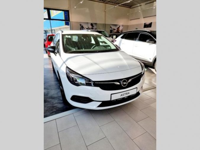 Opel Astra, ST Elegance 1.2T (96kW) MT6, barva bílá