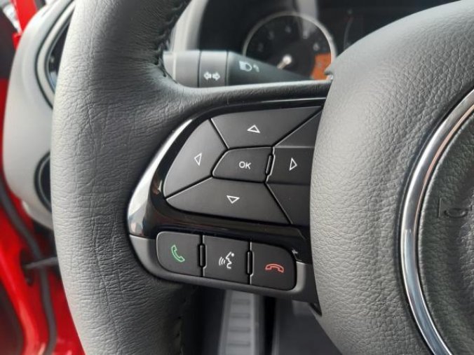 Jeep Renegade, 1,3 150 PS Night Eagle AUTOMAT, barva červená