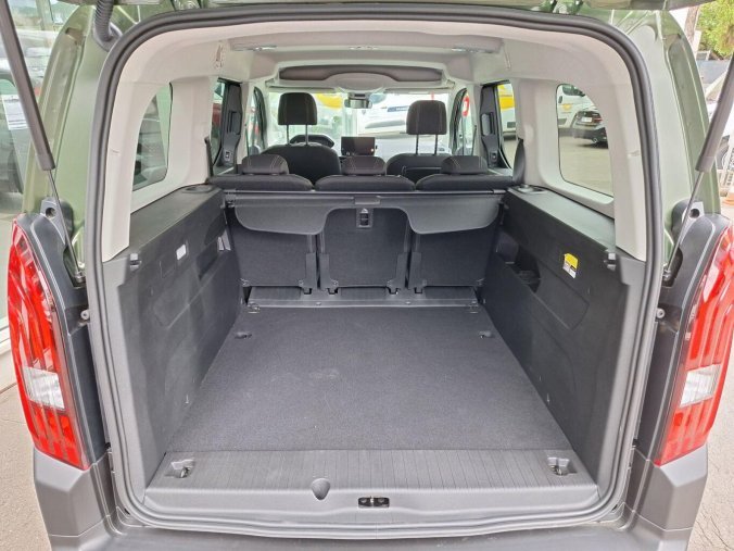 Peugeot Rifter, Peugeot Rifter LONG ALLURE 1.5 BHDi 130k EAT8, barva zelená