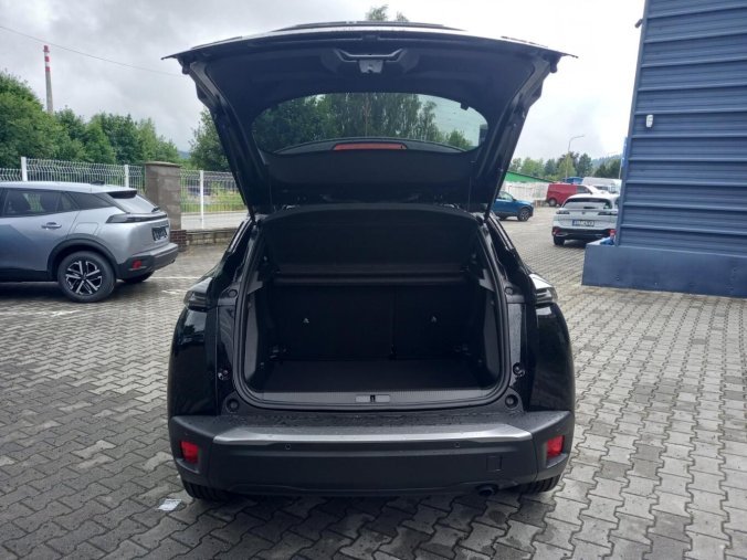 Peugeot 2008, Peugeot 2008 BUSINESS Turbo 100k MAN6, barva černá
