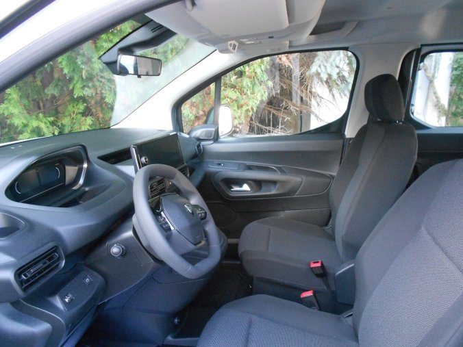 Peugeot Rifter, Peugeot Rifter LONG ACTIVE BlueHDi 100k, barva bílá