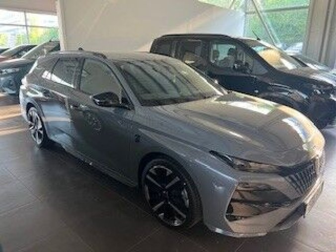 Peugeot 308, Peugeot 308 SW GT BlueHDi 130 EAT8, barva šedá