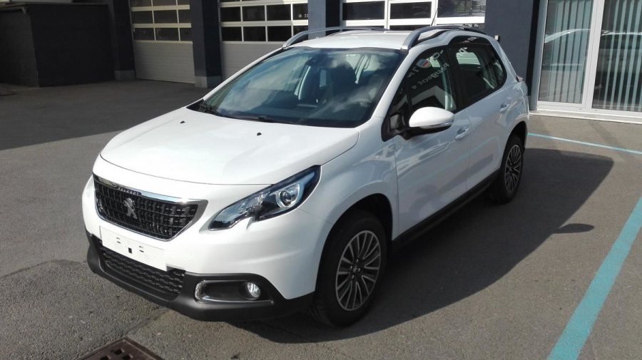 Peugeot 2008, ACTIVE 1.2 PureTech 110 MAN6, barva bílá