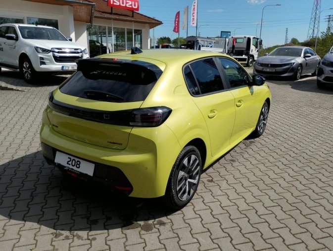 Peugeot 208, Peugeot 208 BUSINESS  Hybrid 110 e-DCS6, barva žlutá