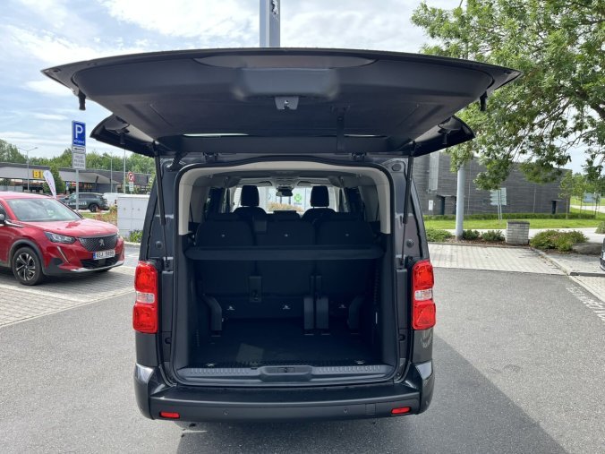 Peugeot Traveller, Peugeot Traveller Traveller Active L3 2.2 BlueHDi 150k MAN6, barva šedá