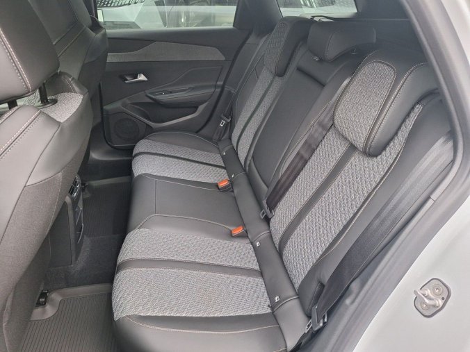 Peugeot 308, Peugeot 308 SW ALLURE 1.5 BHDi 130k EAT8, barva bílá