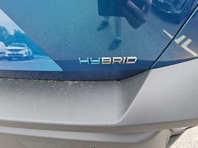 Peugeot 408, Peugeot 408 ALLURE Plug-in HYBR.225 e-EAT8, barva modrá