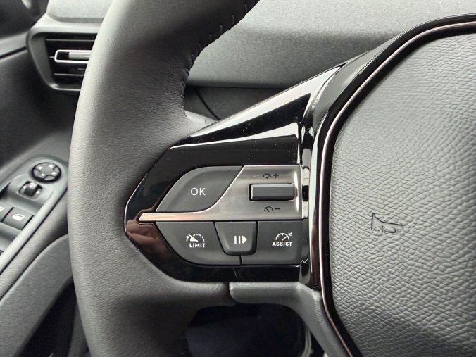 Peugeot Rifter, Peugeot Rifter LONG ALLURE BlueHDi 130k MAN6, barva zelená