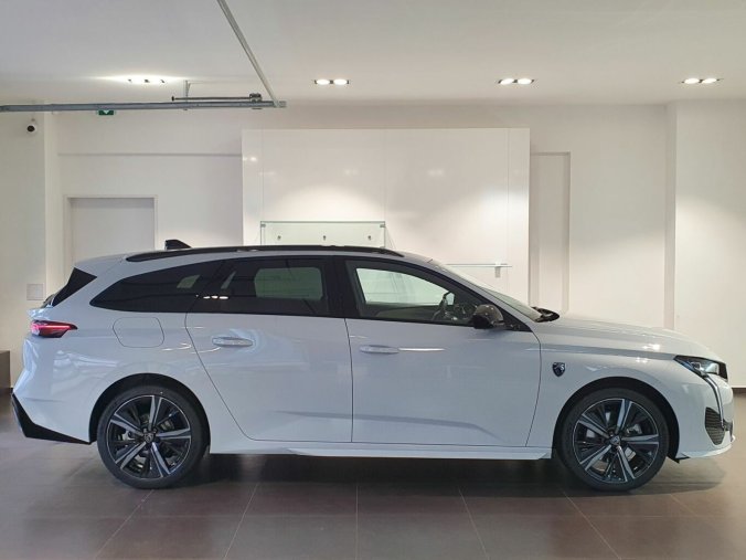 Peugeot 308, Peugeot 308 SW GT BHDi 130k EAT8, barva bílá