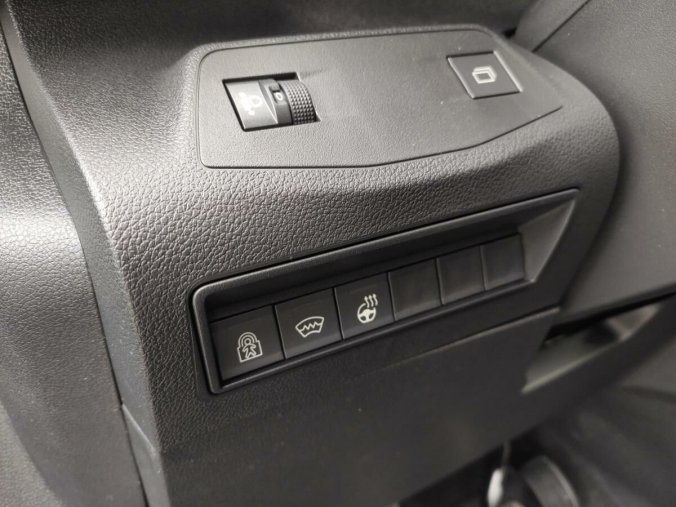 Peugeot Rifter, Peugeot Rifter ALLURE LONG 1.5 HDI 130kOSOBNÍ, barva zelená