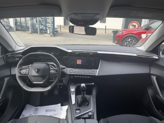 Peugeot 308, Peugeot 308 SW STYLE  Hybrid 145 e-DCS6, barva zelená