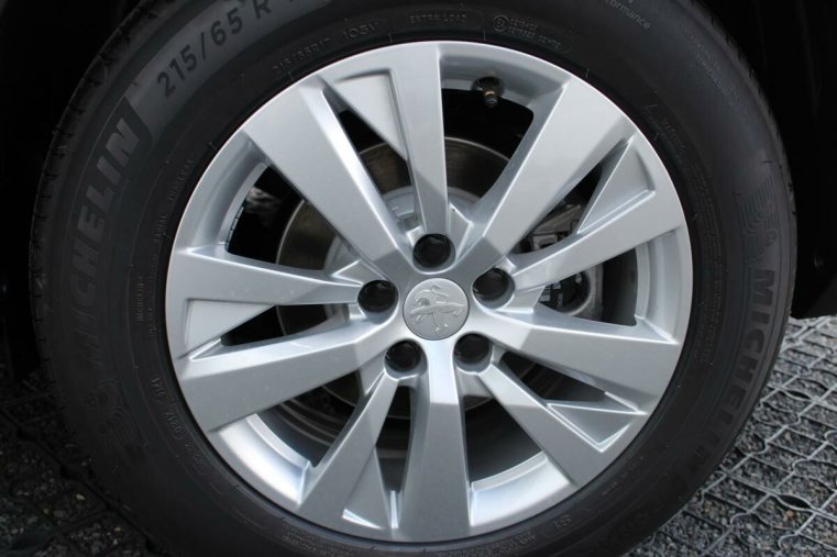 Peugeot 5008, Peugeot 5008 ACTIVE PACK 1.2 automat 130k, barva modrá
