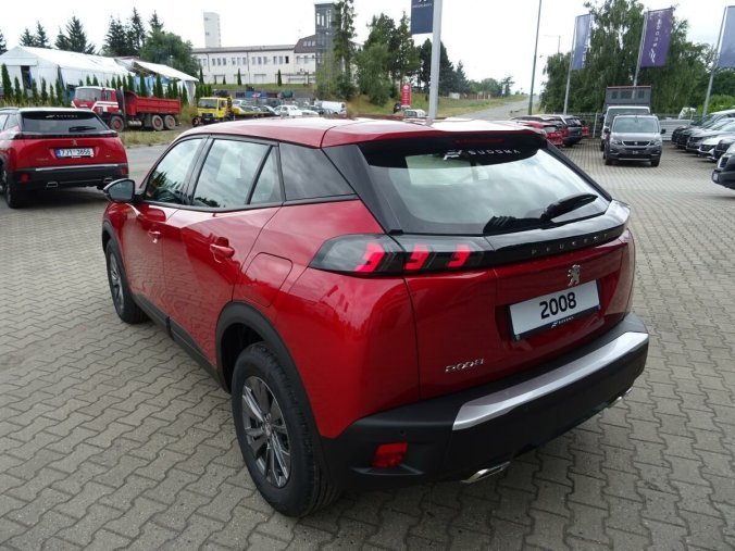 Peugeot 2008, Peugeot 2008 ACTIVE Pack1,2 PureT 130k MAN6, barva červená