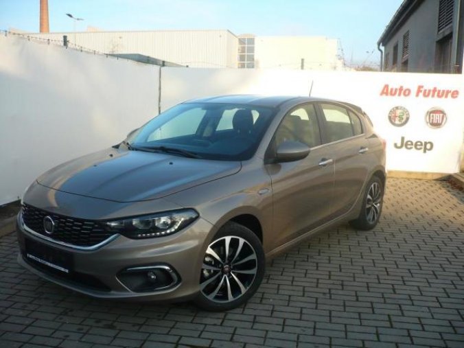 Fiat Tipo, HB 1.4 95k Lounge, barva hnědá