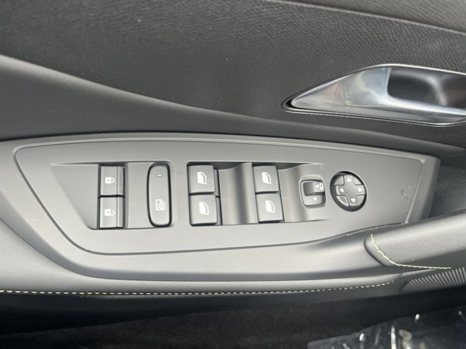 Peugeot 308, Peugeot 308 SW GT BlueHDi 130 S&S EAT8, barva červená