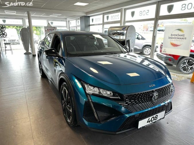 Peugeot 408, Peugeot 408 ALLURE Hybrid 145k e-DCS6, barva modrá