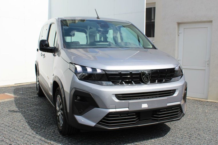 Peugeot Rifter, Peugeot Rifter LONG ALLURE BlueHDi 130 MAN6, barva šedá