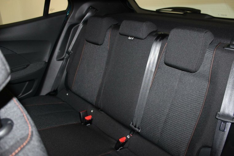 Peugeot 2008, Peugeot 2008 STYLE PureTech 100 S&S MAN6, barva modrá