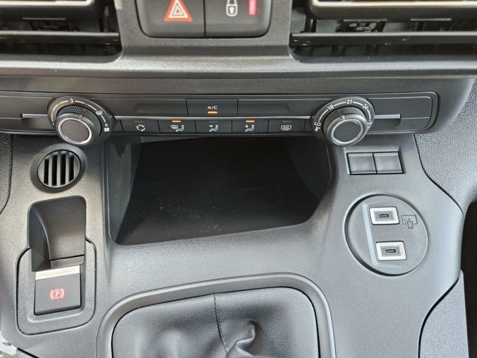 Peugeot Rifter, Peugeot Rifter ALLURE BlueHDi 100 S&S MAN6 N1, barva bílá